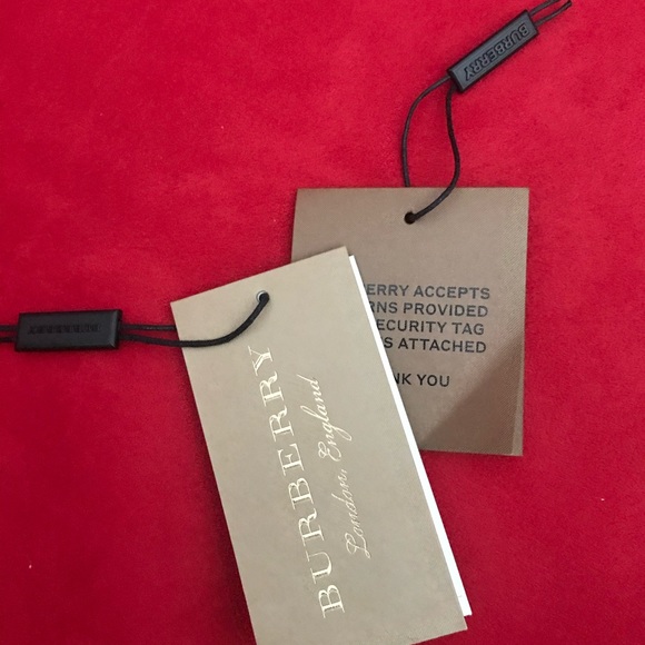 Burberry - London England - down filled trench - Picture 7 of 9